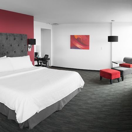 Holiday Inn Express Toluca Galerias Metepec By Ihg Exterior foto